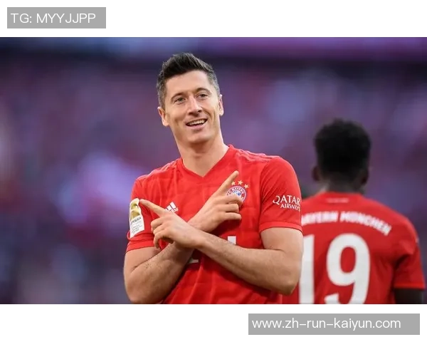 足球陈明芳的传奇人生与职业生涯回顾，探索她在足球界的影响力与成就